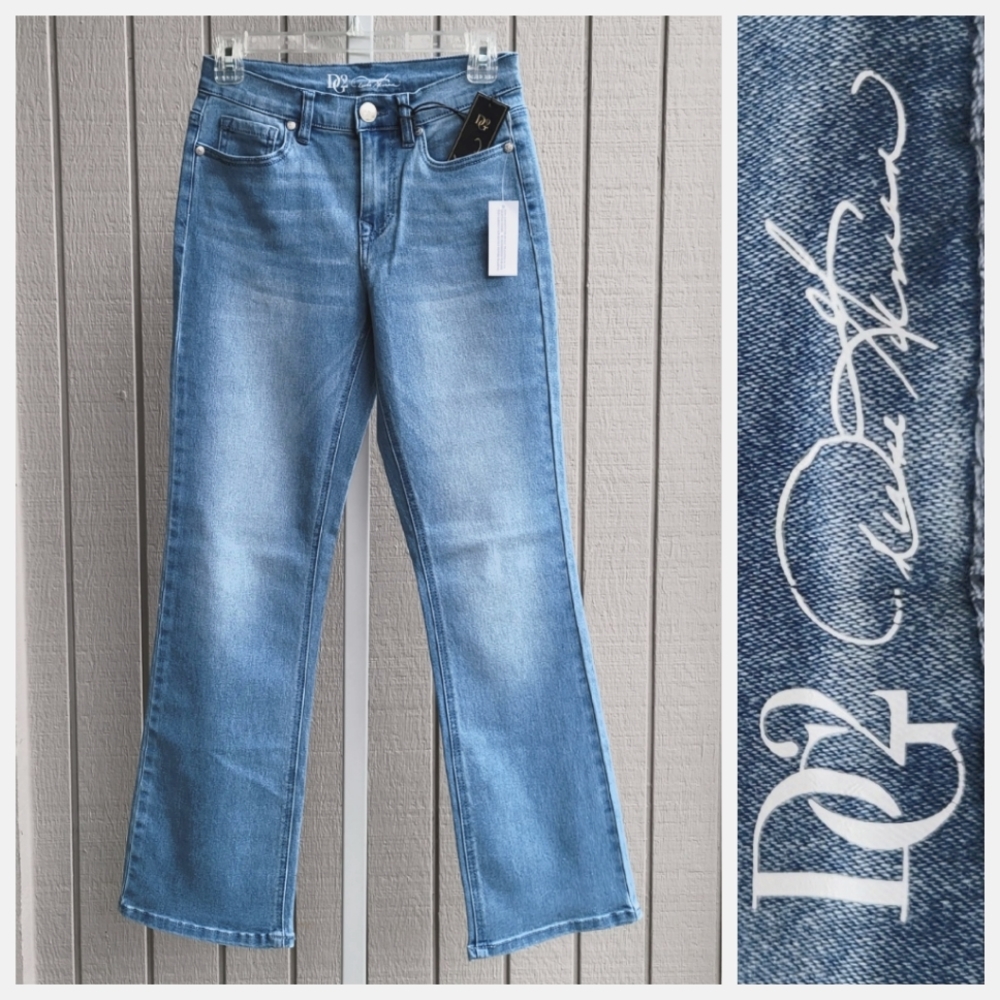 DG2 | Stretch Straight Leg Jeans NEW 2/SHORT faded blue